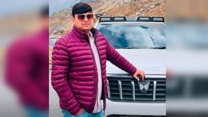 Kaushambi: Degree college director's son dies after being hit by a truck; accident occurred while opening