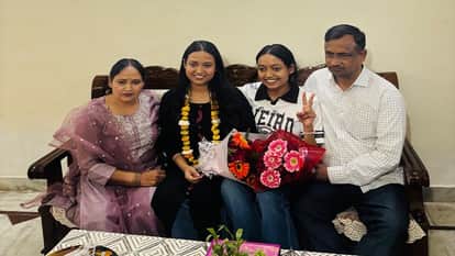 Agra’s Tanisha Singh Quits 10.5 Lakh Job Secures 930th Rank in UPSC