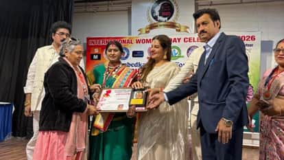 Premsheela Baghel of Mahasamund received International Women Visionary Award in Delhi