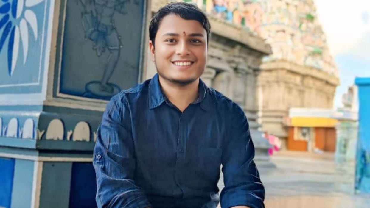 Father runs general store in Samastipur Bihar son secured 143rd rank in UPSC exam 2025