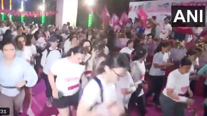 Delhi Minister Ashish Sood flagged off the Zydus Pinkathon Delhi 2026