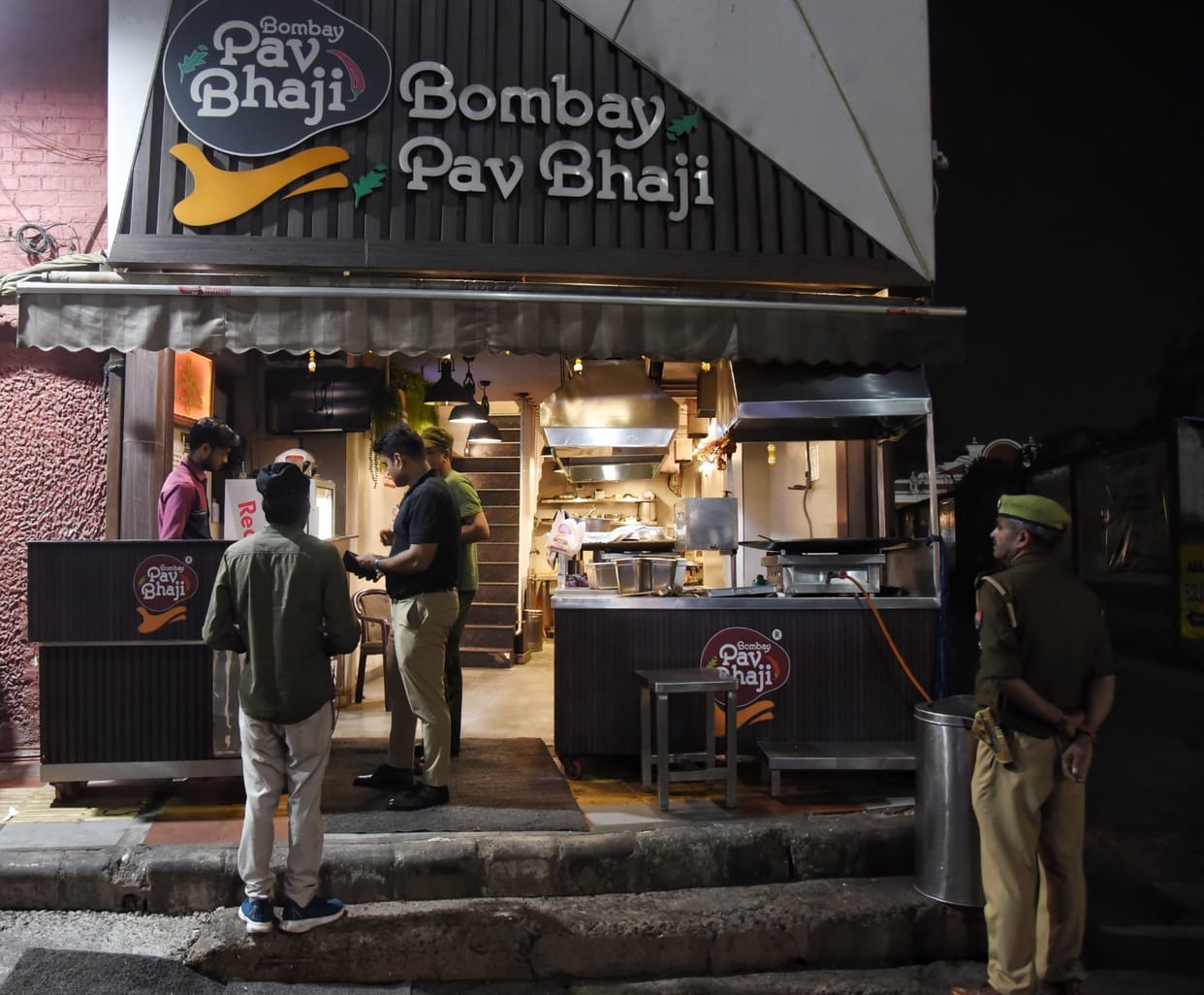 UP: Income Tax Department surveys Bombay Pav Bhaji's premises