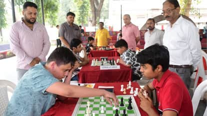 Sports News Chess Krishiv became champion in boys category and Kavya in girls category