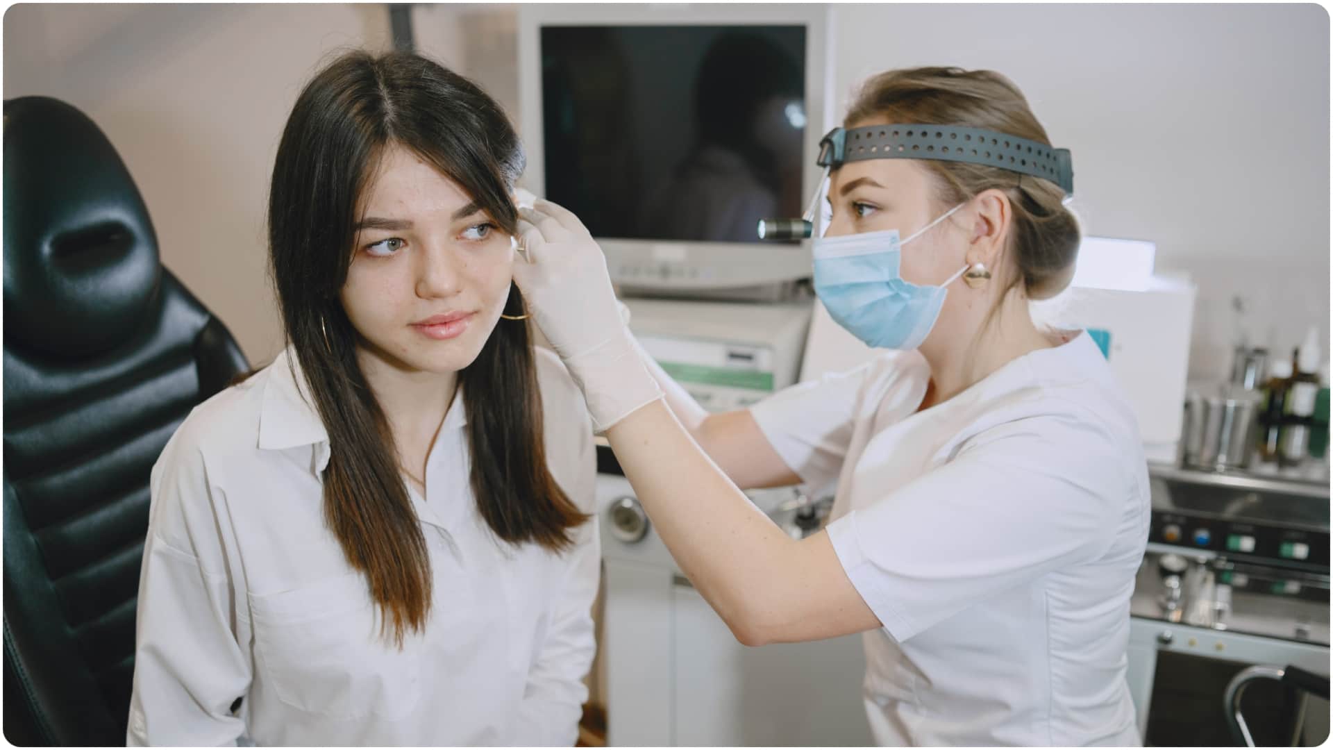 Hearing issues and body imbalance connection alka yagnik hearing loss disease details in hindi