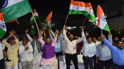IND vs NZ T20 World Cup Final: Fans Pray for India Victory, Big Screens and Celebrations