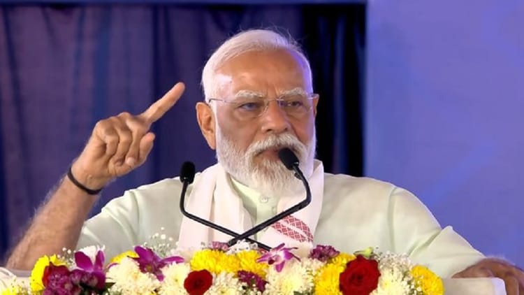 बंगाल में तीसरी रैली: PM मोदी ने बीरभूम में भी फूंका बदलाव का बिगुल; कहा- TMC राज में मां-माटी और मानुष परेशान