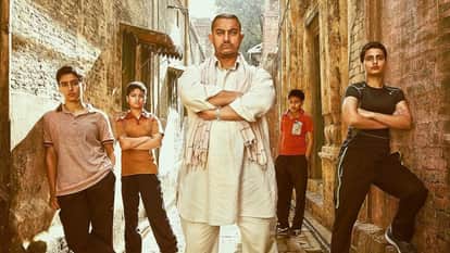 1000 Crore Club Bollywood and South Have 5 Films Each Yet Bollywood Leads Know How Dhurandhar 2 Dangal Bahubal