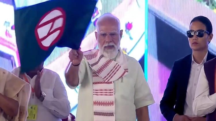 Delhi:देश की पहली रिंग मेट्रो राजधानी में शुरू, पीएम मोदी की दिल्ली को ₹33,500 करोड़ की सौगात – Pm Modi Inaugurated 2 New Corridors Of Delhi Metro