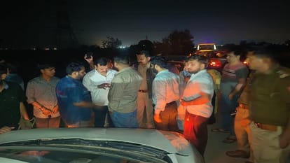 Gold worth Rs 12 lakh stolen from gold trader's car after accident