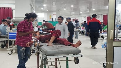 Delhi-Lakhimpur bus overturns in ditch, injuring over 15 passengers