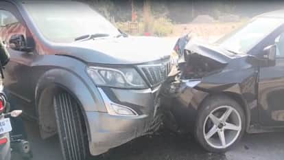 Bilaspur: Two cars collided near Tunnel No. 2, injuring five people, and a pickup  stuck between two buses