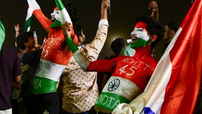 Fans Celebration pictures India historic win nation erupt in celebration people cracking dance in streets