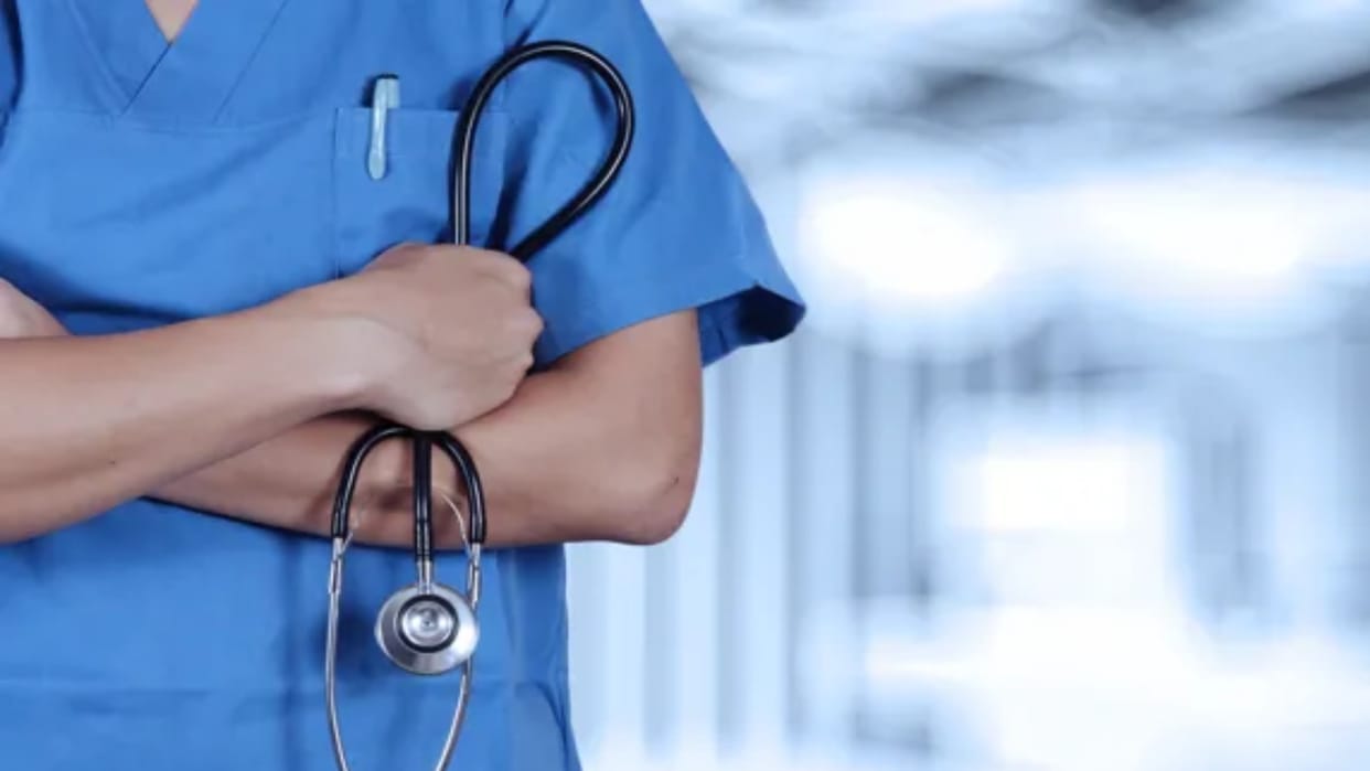 Compounder Booked for Stealing Doctor’s Fees Threatens When Confronted