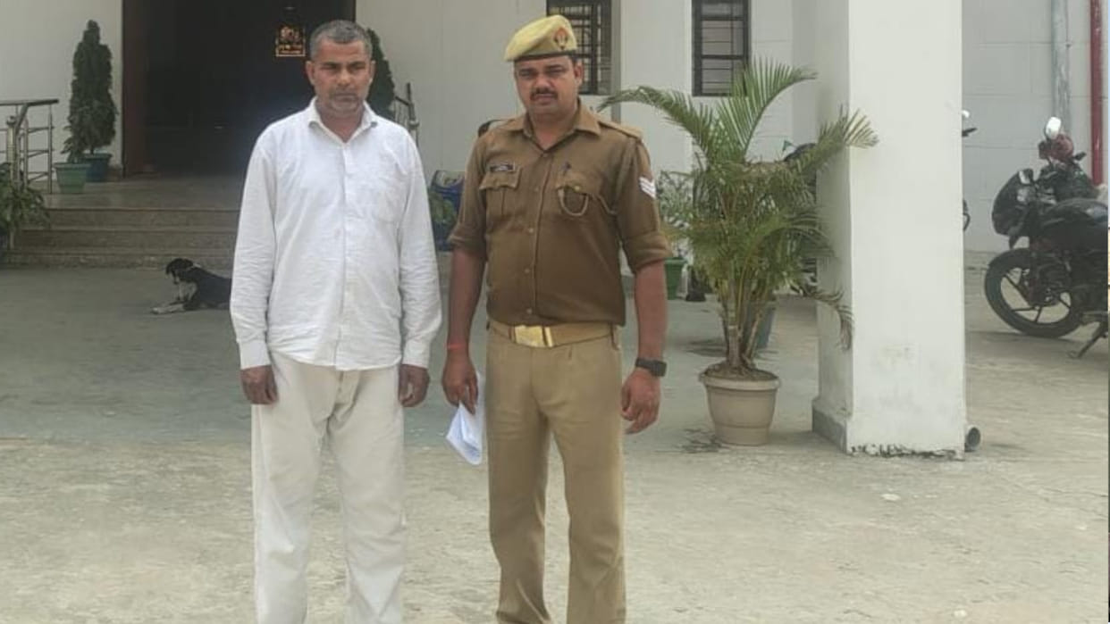 Accused arrested for grabbing land by making fake settlement deed in Gorakhpur