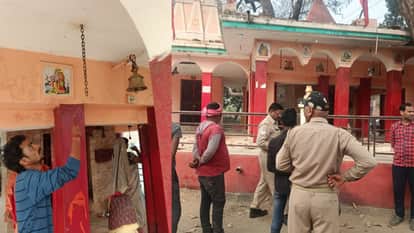 21 kg bell stolen from Kali Mata temple at chandauli