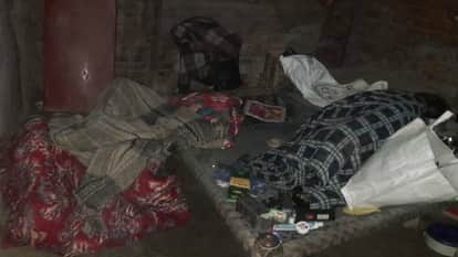 UP: Double murder in Lucknow; mother and son's bodies found in room; police and forensic team engaged in inves