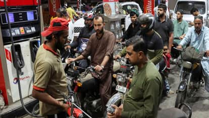 pakistan energy crisis and crude oil reserves warning Ali Pervaiz Malik