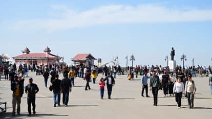 Heritage Even today the suburbs of Hills Queen Shimla are famous by the names given by the British