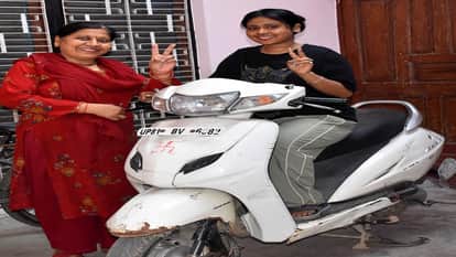 Scooty stolen from Aligarh found in Hathras