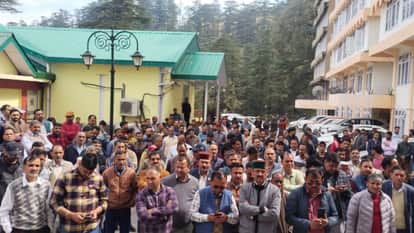 Himachal Hundreds of employees and pensioners protest across state against Electricity Amendment Bill 2025