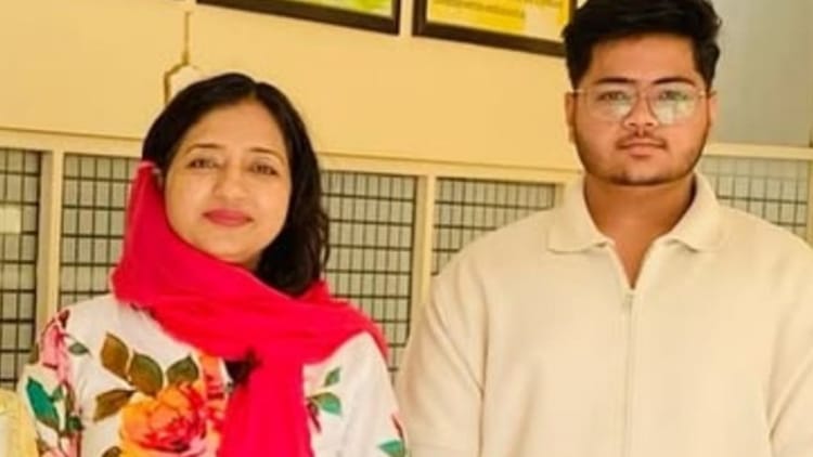 Hoshiarpur: टांडा में चौलोंग टोल प्लाजा के पास दो कारें टकराईं, मां-बेटे सहित तीन लोगों की मौत