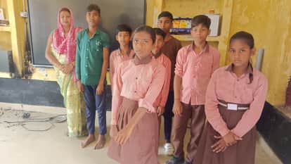 Instructor and 15 children burned due to short circuit in high-tension line in bhadohi