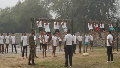 many youths participated in the Agniveer recruitment rally on the first day in Bareilly