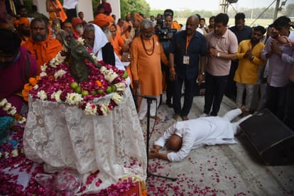 कार्यक्रम में पहुंचे कांग्रेस प्रदेश अध्यक्ष अजय राय।