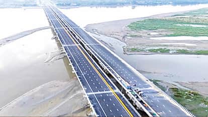 UP: Travel by private car from Meerut to Prayagraj in six hours, toll will be charged at 14 places