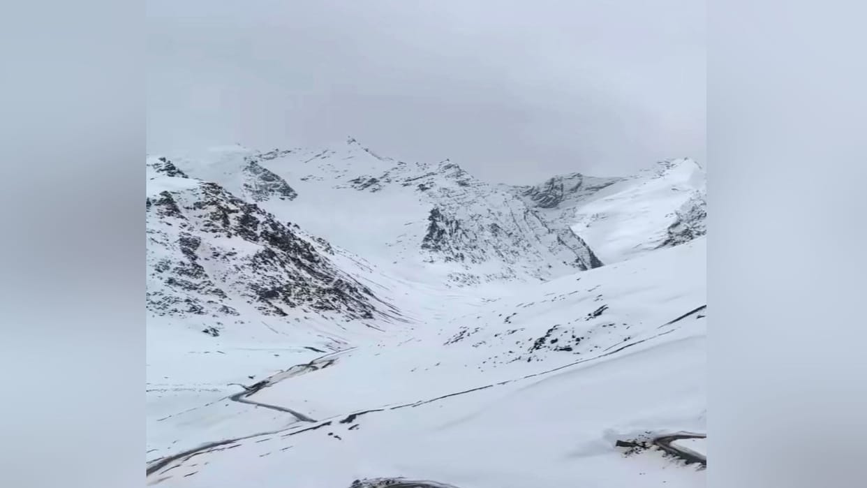 Himachal Weather: fresh snowfall closed the Shinkula Pass; many parts of the state will experience rain for s