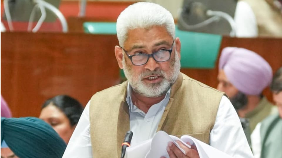 Central govt surrounded on foreign policy concern expressed over LPG crisis censure motion in Punjab Assembly