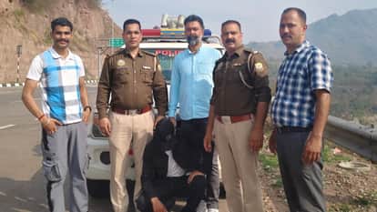 Himachal News Kullu youth arrested with 500 grams of hashish Ghumarwin police took action during a blockade