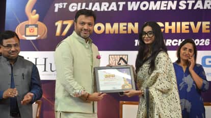Pankhuri Soni honoured with prestigious Young Women Achiever Award in Gujarat Pankhuri Soni patna bihar news