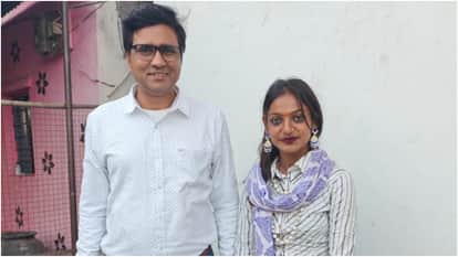 Director Sanoj Mishra Reacts On Viral Girl Monalisa Marriage With Muslim Boyfriend He Says It Is Love Jihad