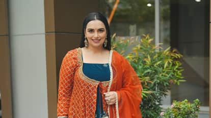 Kerala HC quashes Obscenity case against actor Shweta Menon