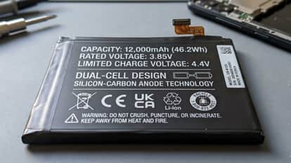 samsung testing 12000mah 18000mah silicon carbon smartphone batteries