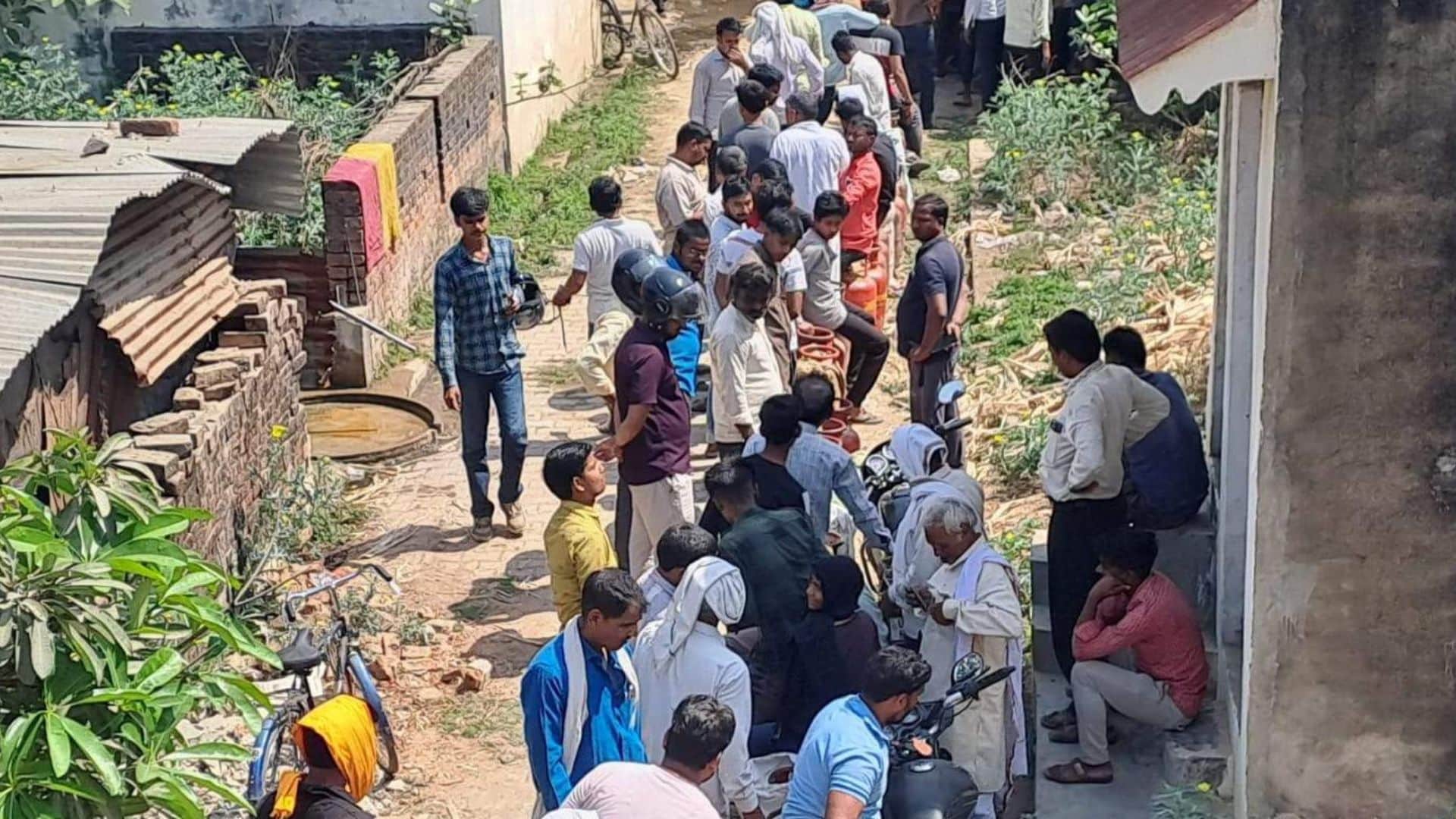 Huge queues at gas cylinder centers induction and coal sales surge in chandauli photos