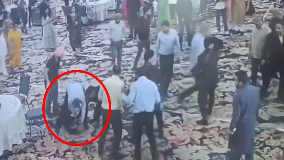 Farooq Abdullah Attack I Have wanted to kill him for 20 years Who is Kamal singh who fired at Farooq Abdullah