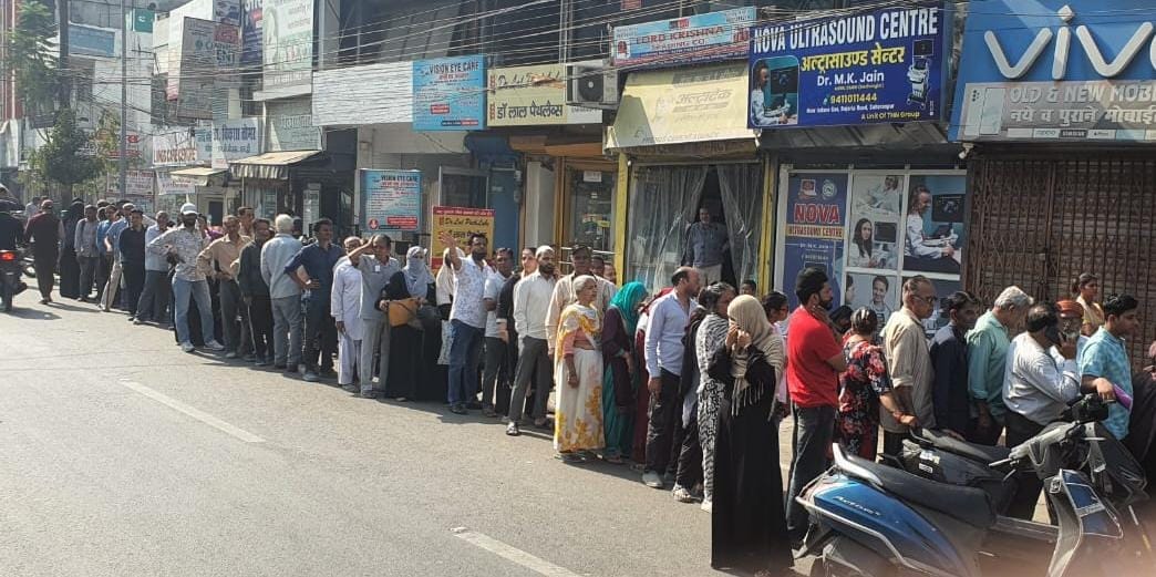Israel-Iran War: Long queues at LPG agencies amid gas shortage rumours in Saharanpur