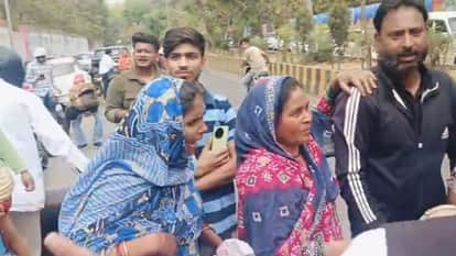 Holi colour dispute escalates in Meerut, women protest outside SSP office