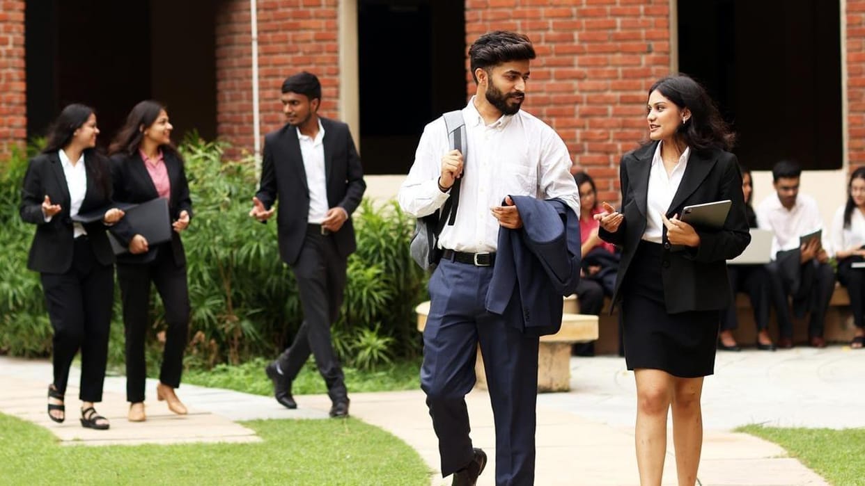 AI can do analysis, so what are companies hiring MBAs for now?
