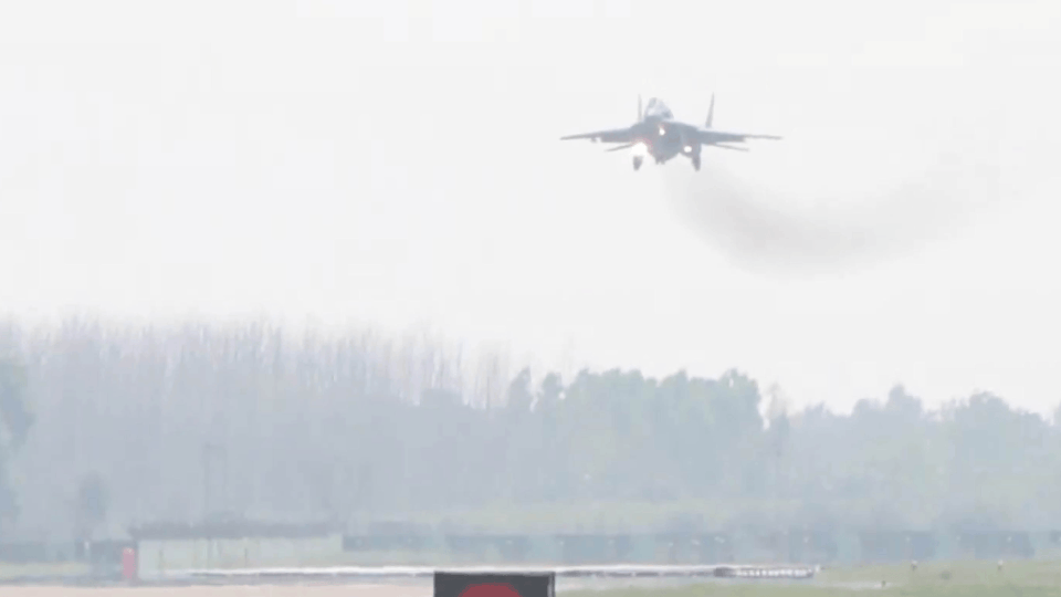 Mig-29 Air Chief Marshal flies solo in multi-role fighter aircraft a display of Air Force might