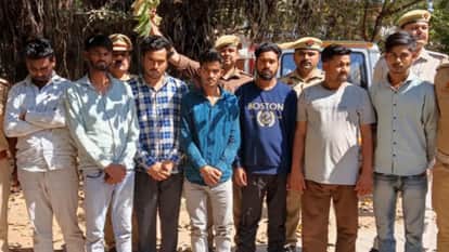 Jhansi: 524 gas cylinders stolen from a truck recovered, 7 accused arrested
