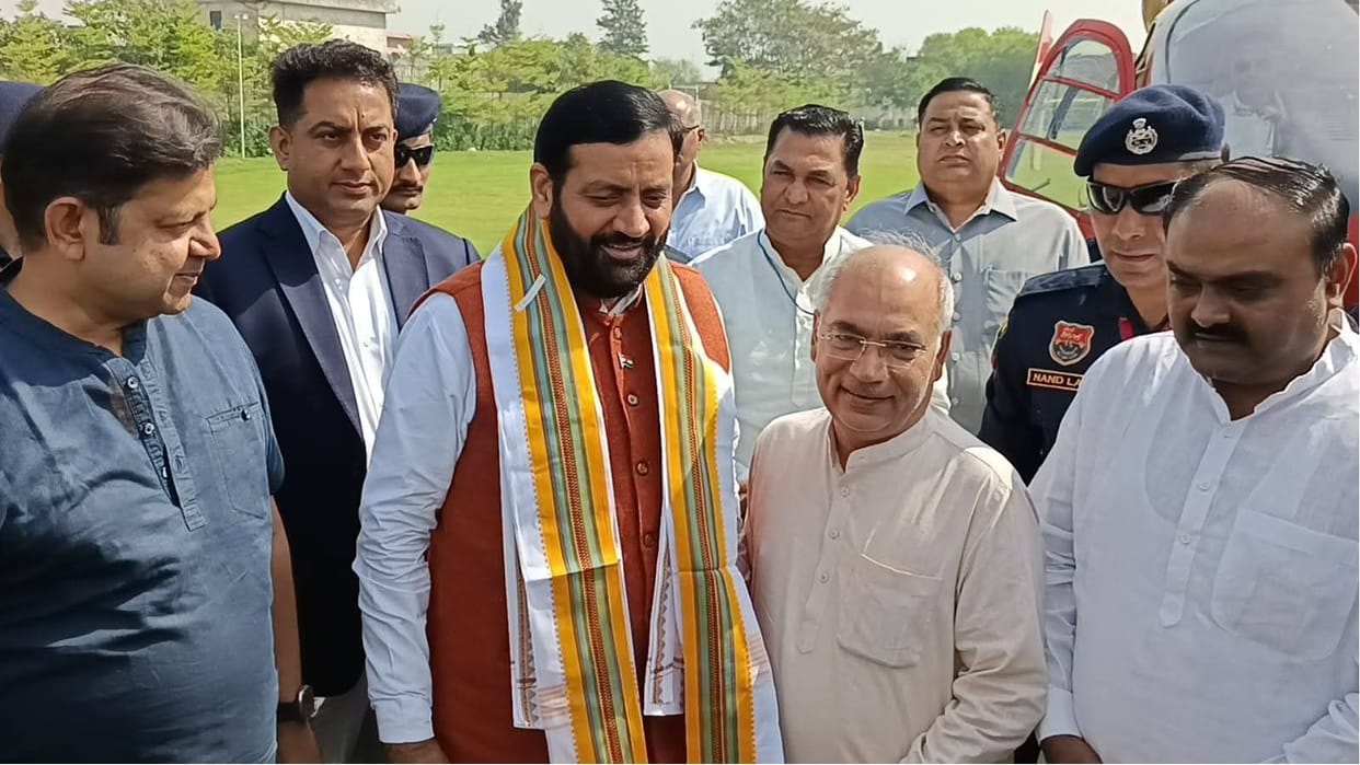 Panipat CM arrives a day before RSS meeting meets Sarsanghchalak Dr Mohan Bhagwat and discusses several topics