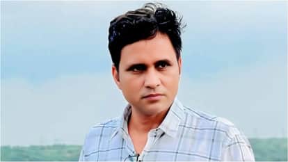 Mahakumbh viral girl Monalisa Movie Director Sanoj Mishra receives death threats