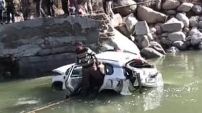 Police Head Constable And His Wife Killed, 2 Children Injured In Bhaderwah Road Accident