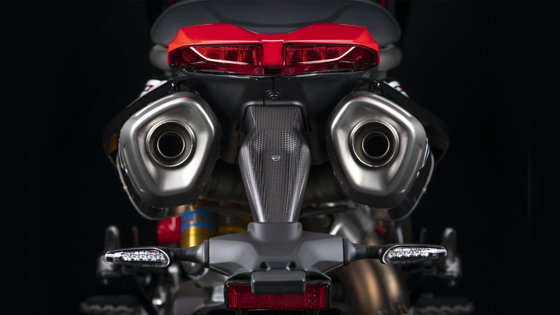 Why Do Some Motorcycles Have Two or Four Exhausts? The Engineering Behind Multiple Silencers