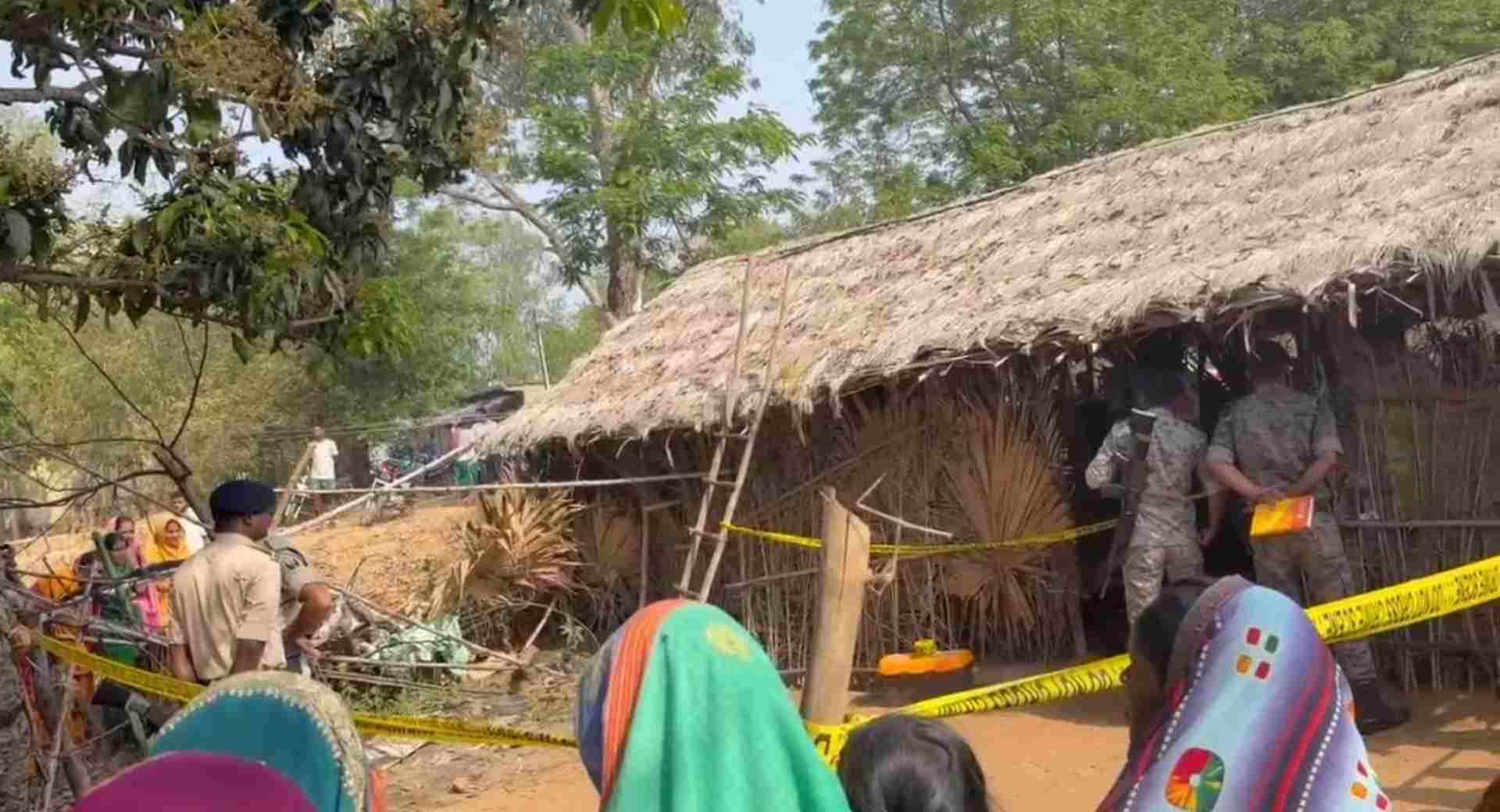 मौके पर मौजूद लोग