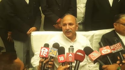 Shankaracharya Avimukteshwarananda's lawyer said - Ashutosh Brahmachari is getting trapped in his own trap