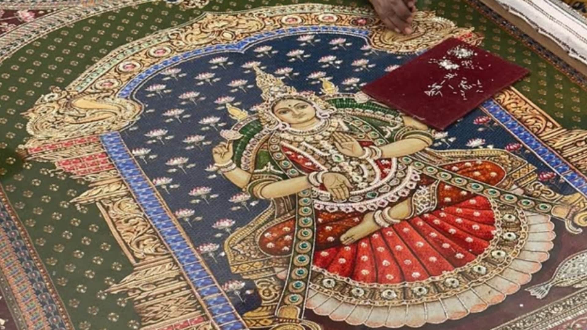 Rashmika Mandanna And Vijay Devarakonda Mehandi Dress Details Share By Designer